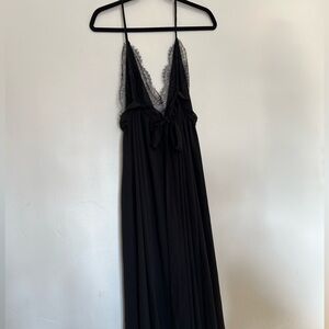 x REVOLVE Justin Gown
Michael Costello